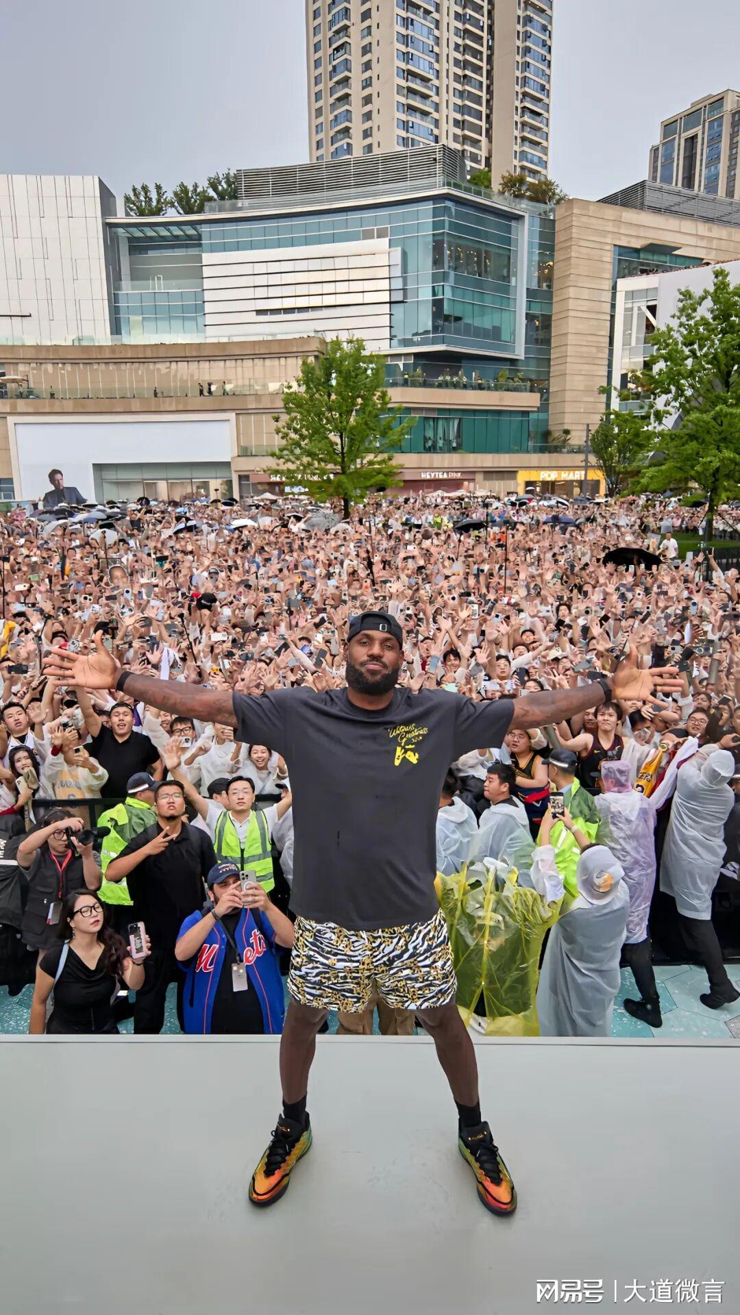 球星詹姆斯何德何能?竟在《人民日报》正版发表文章:原来如此