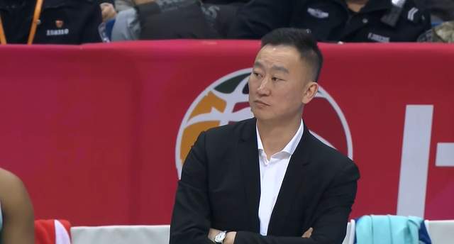 世俱杯买球-央视不播！今晚7:35，辽篮力拼黑马，杨鸣恐难逃连败，新援需爆发