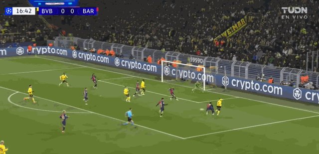 世俱杯-【欧冠】多特2比3巴萨，吉拉西、费兰·托雷斯梅开二度