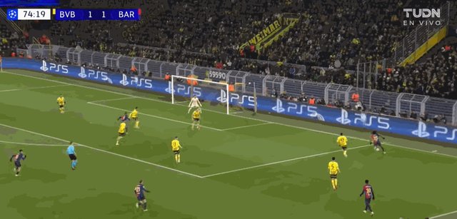 世俱杯-【欧冠】多特2比3巴萨，吉拉西、费兰·托雷斯梅开二度